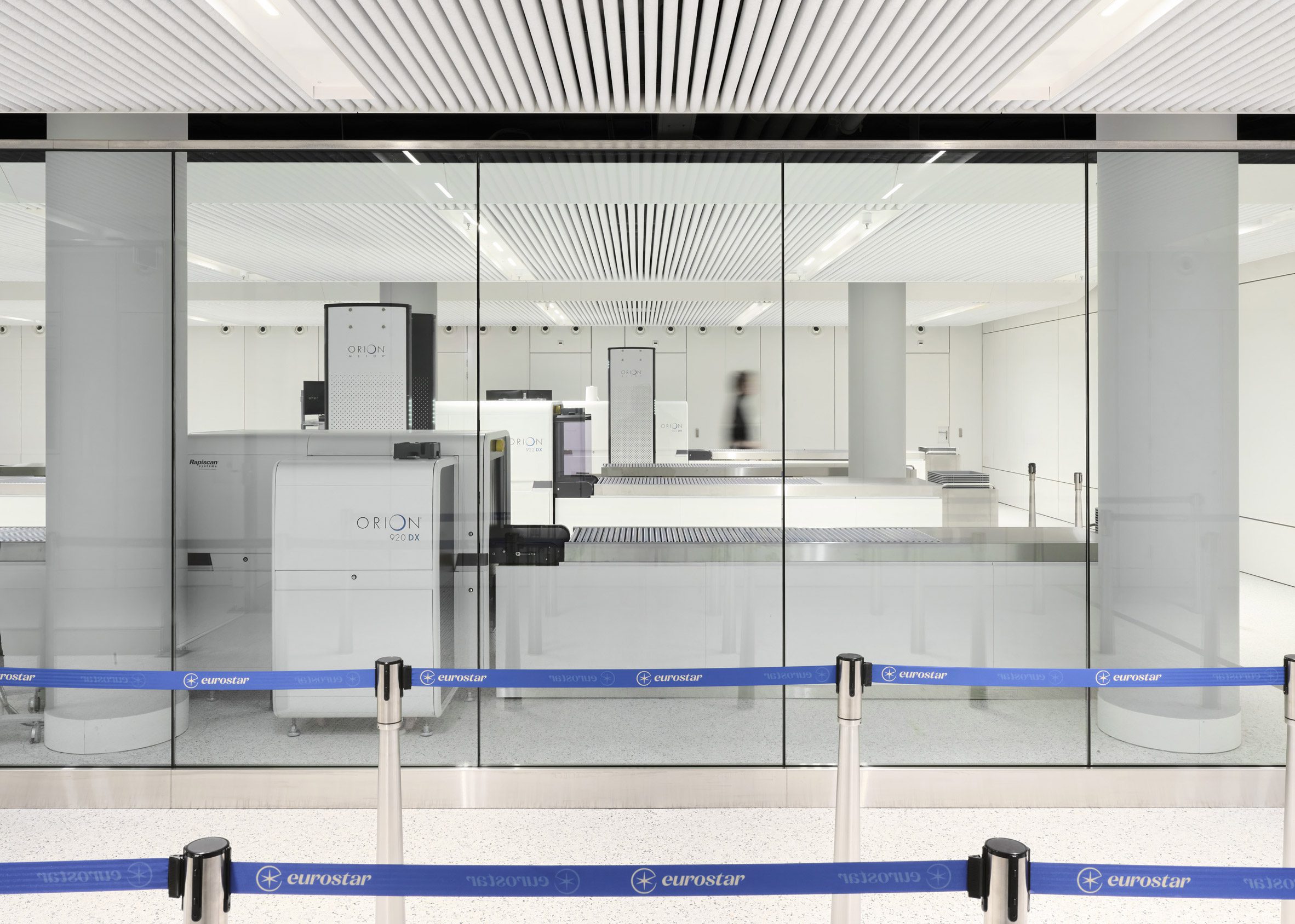 Superimpose Architecture 歐洲之星 Eurostar 候車室 阿姆斯特丹中央車站 Amsterdam Centraal 