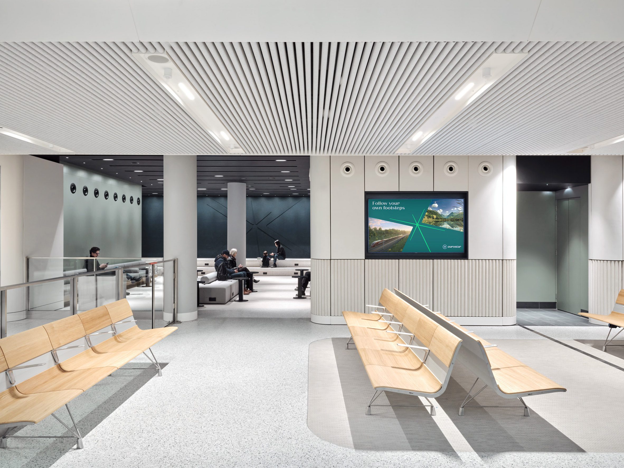 Superimpose Architecture 歐洲之星 Eurostar 候車室 阿姆斯特丹中央車站 Amsterdam Centraal 