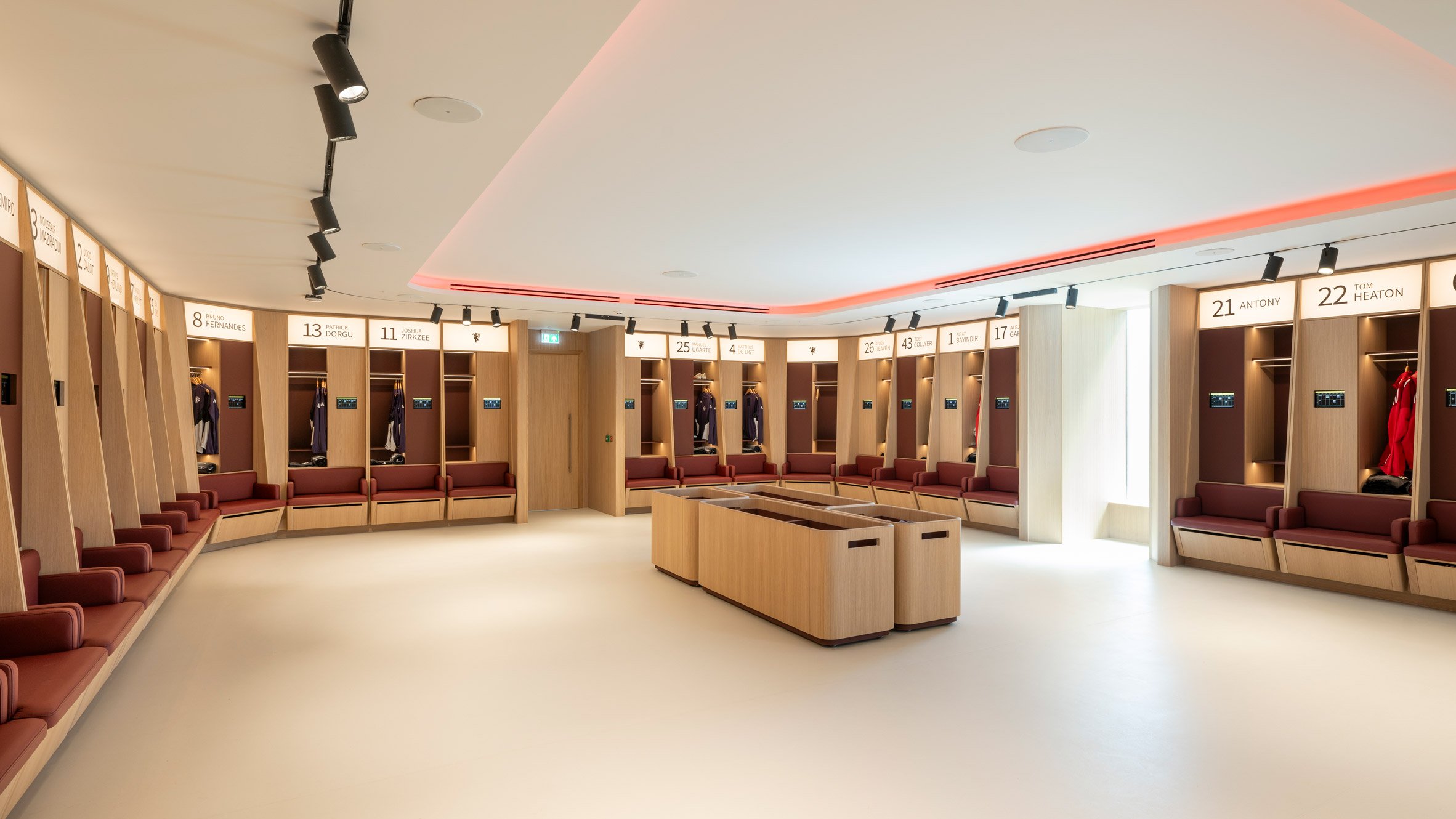 福斯特建築師事務所 曼聯卡靈頓訓練中心 Foster + Partners Carrington Training Complex