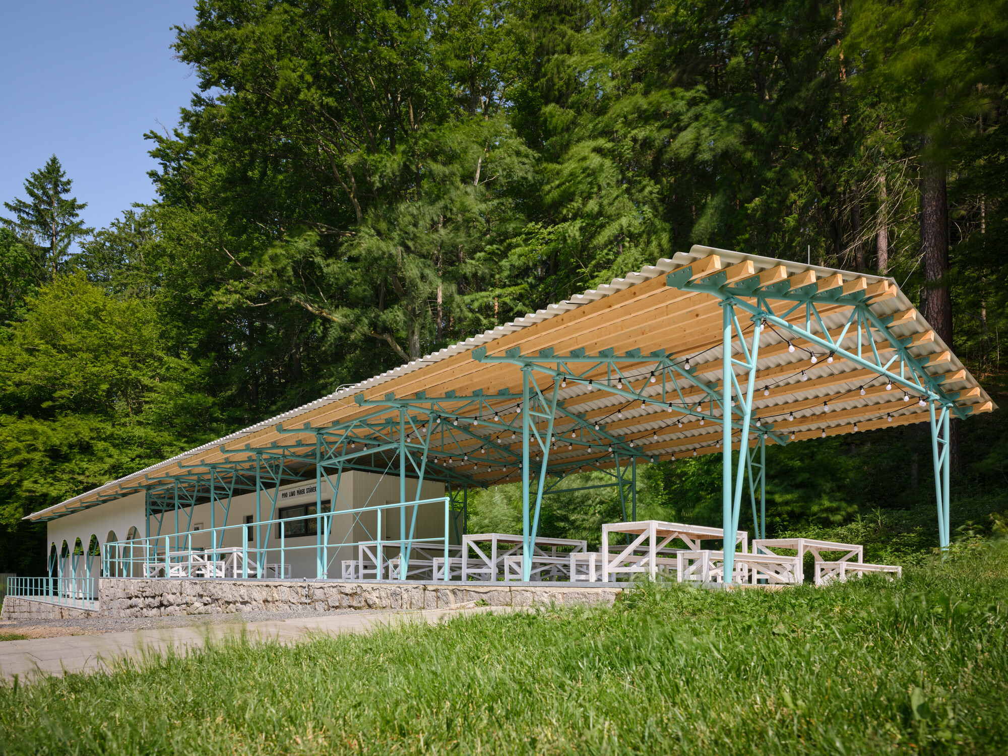 Mjölk  Architekti Liberec Lidové sady Lesní koupaliště Forest Pool 捷克森林游泳池