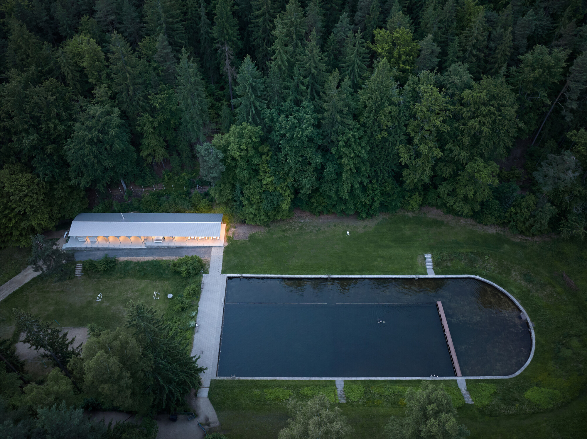 Mjölk  Architekti Liberec Lidové sady Lesní koupaliště Forest Pool 捷克森林游泳池