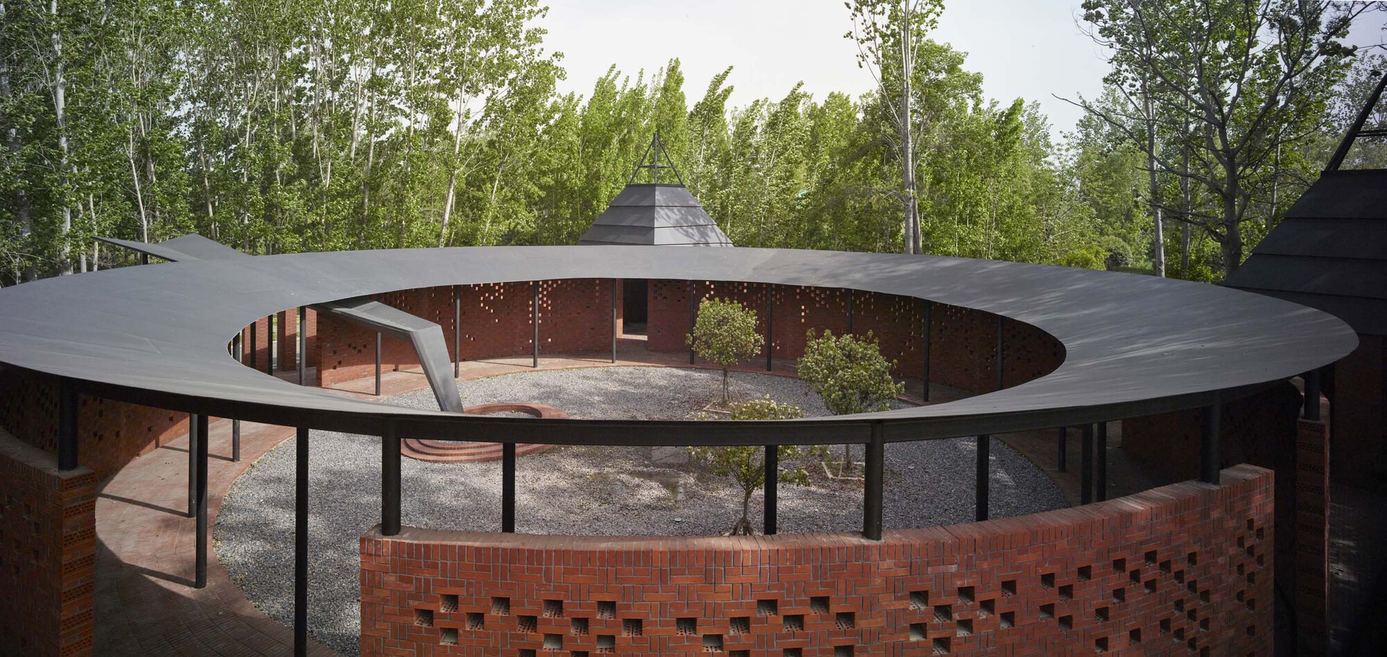 宋晔皓 陳曉娟 清華大學建築設計研究院 河南省長垣市 云寨村社區活動中心 