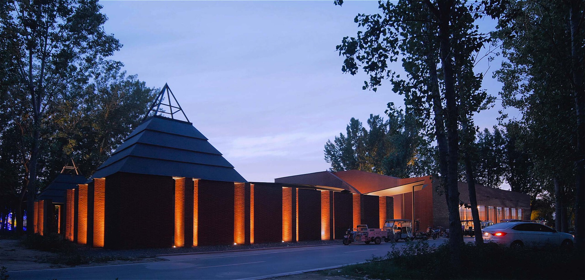 宋晔皓 陳曉娟 清華大學建築設計研究院 河南省長垣市 云寨村社區活動中心 