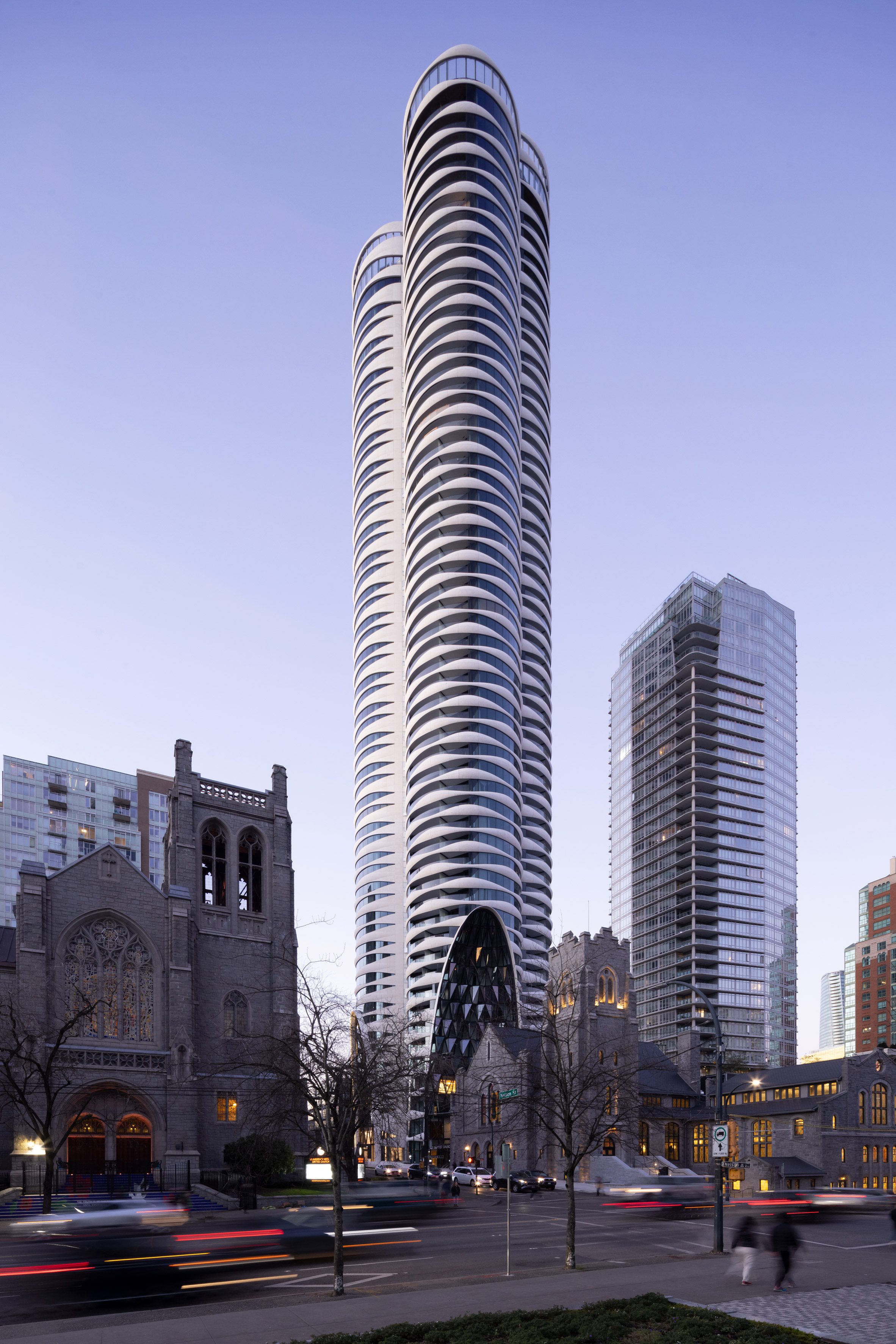 Vancouver The Butterfly 蝴蝶大樓 溫哥華 