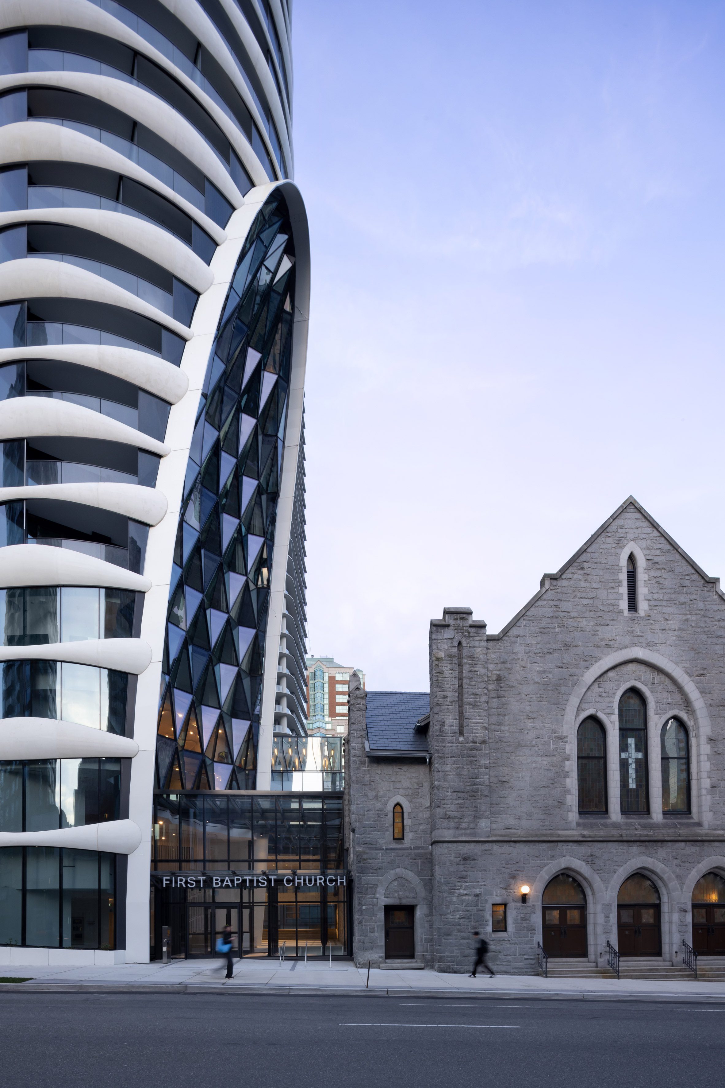 Vancouver The Butterfly 蝴蝶大樓 溫哥華 