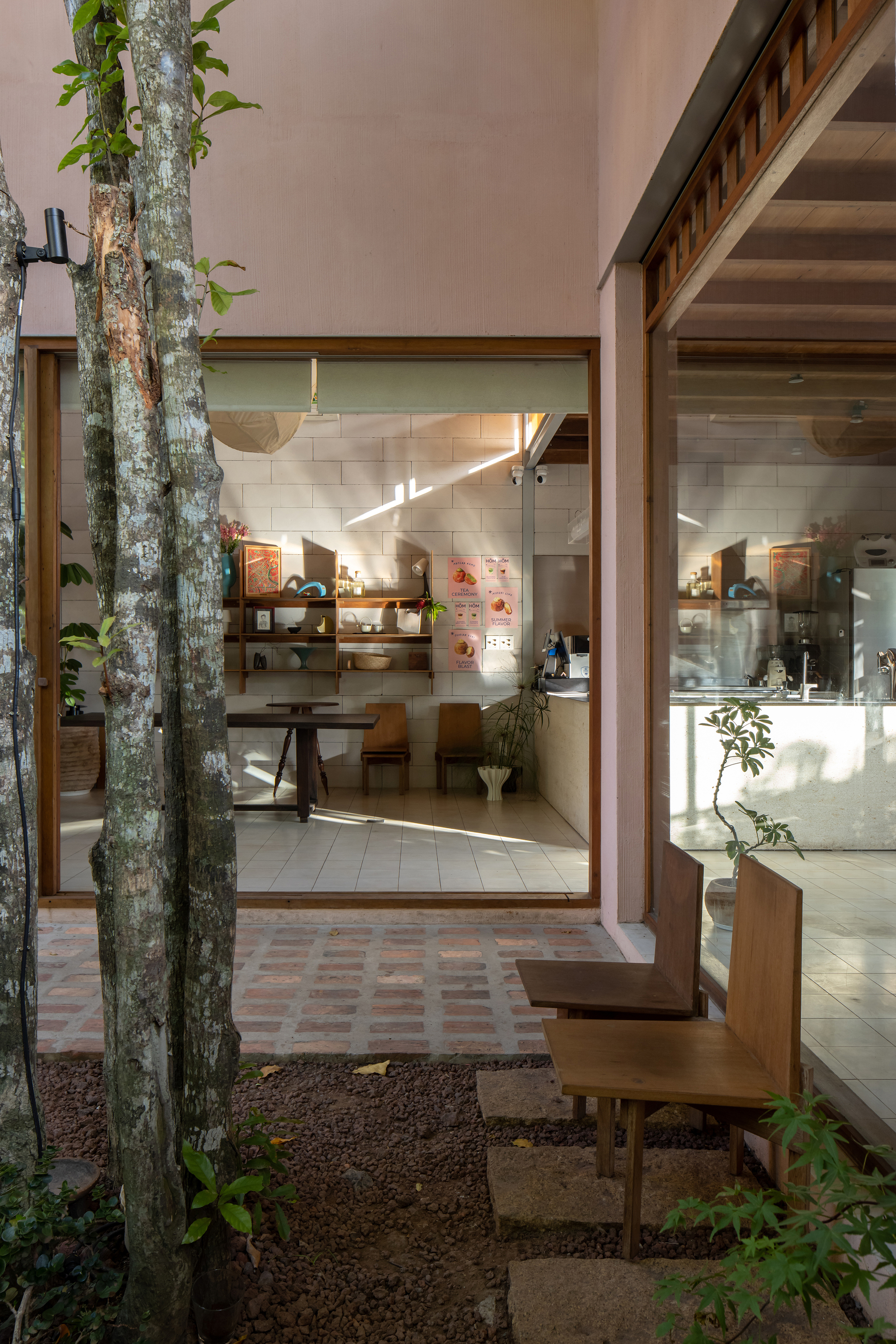 Café Hôm 胡志明市 Ho Chi Minh City 咖啡館 Nhabe Scholae