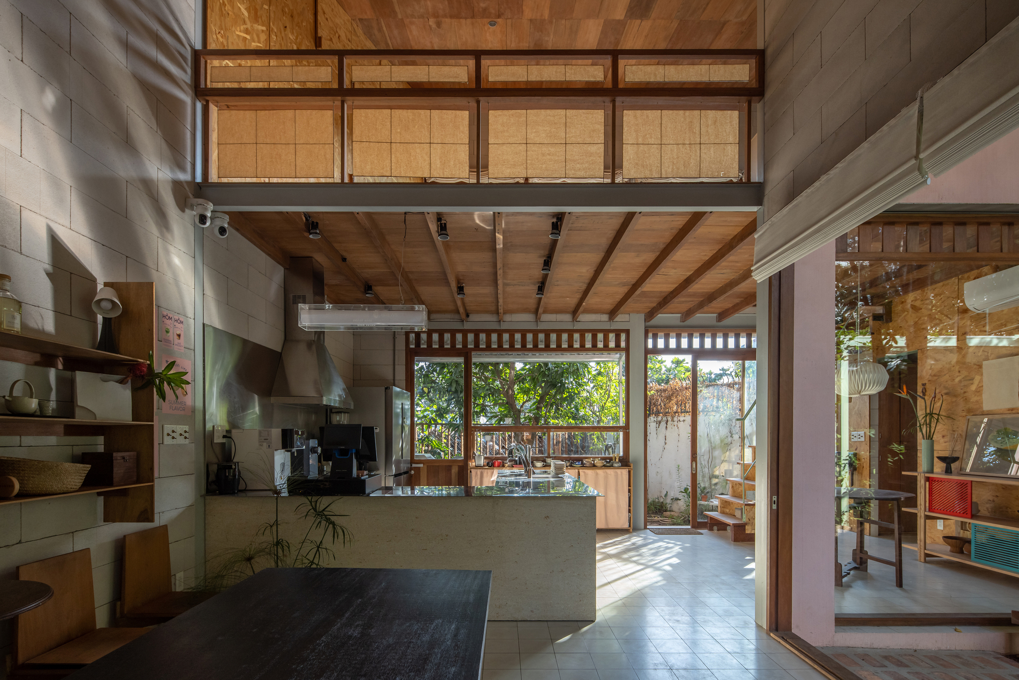 Café Hôm 胡志明市 Ho Chi Minh City 咖啡館 Nhabe Scholae