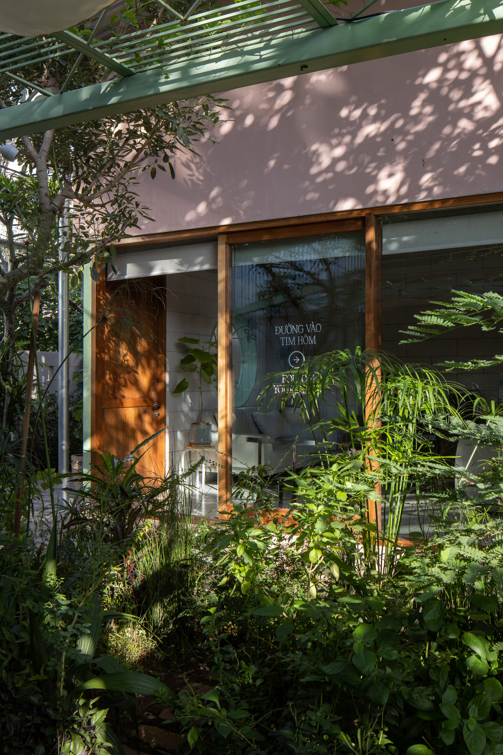 Café Hôm 胡志明市 Ho Chi Minh City 咖啡館 Nhabe Scholae