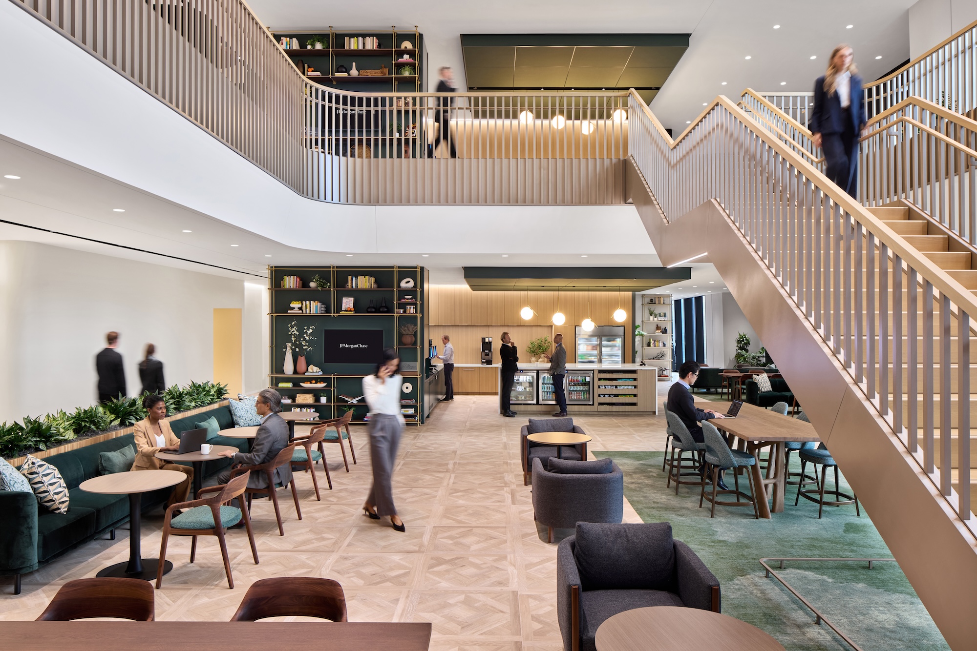 辦公室的室內設計由 Gensler 等單位負責