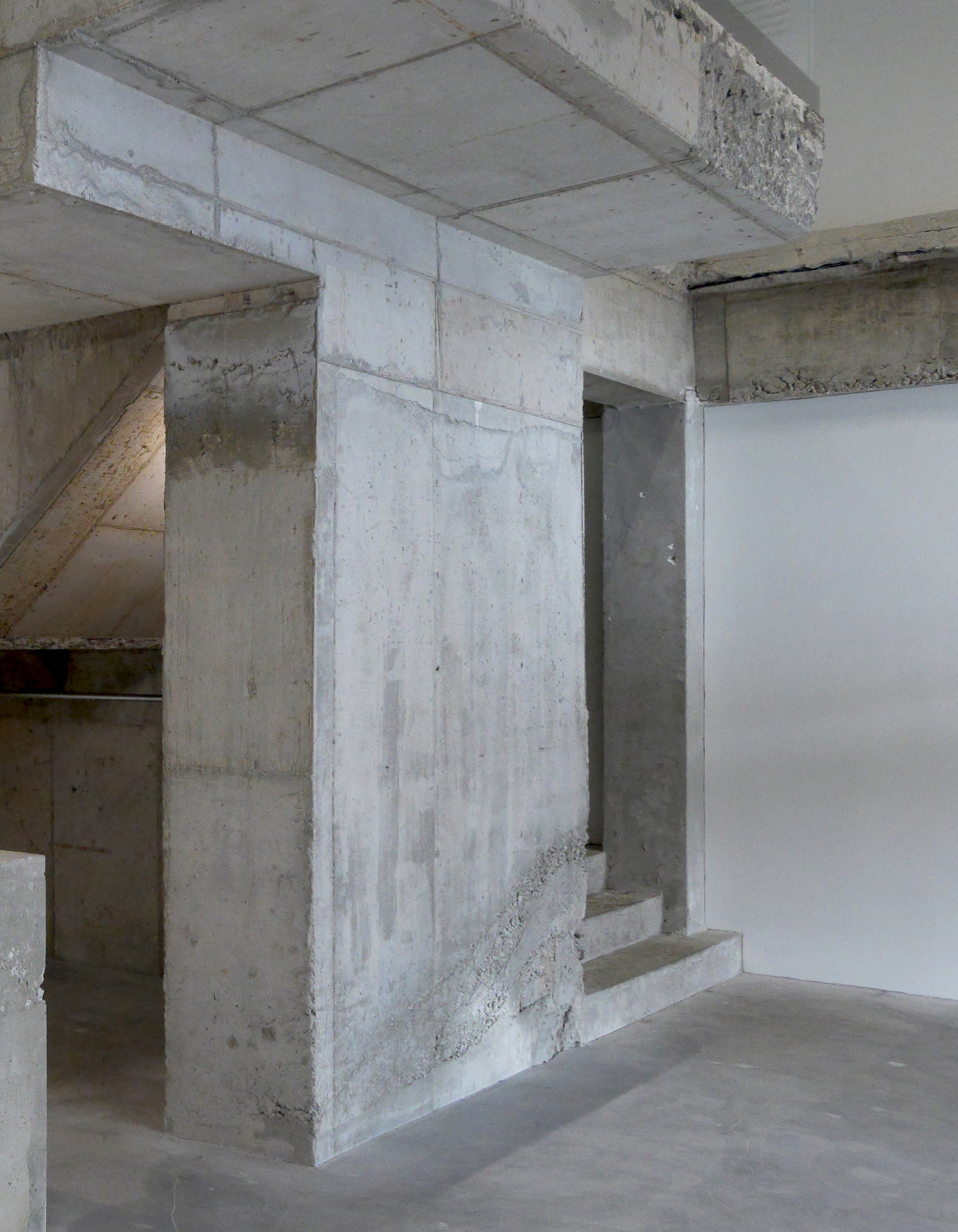 ATELIER KHJ在規劃 쿠어 Coor Seongsu 聖水洞旗艦店