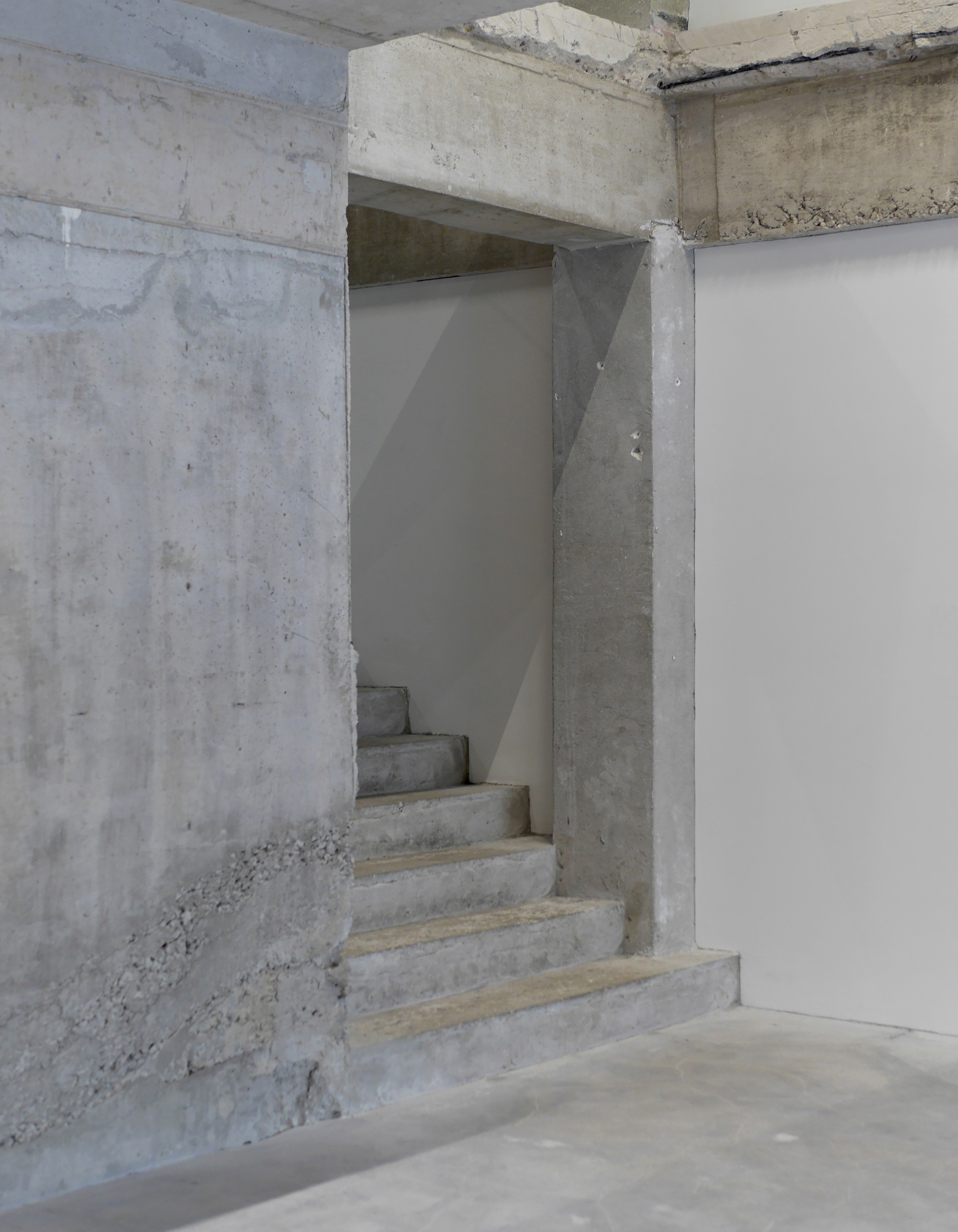 ATELIER KHJ在規劃 쿠어 Coor Seongsu 聖水洞旗艦店