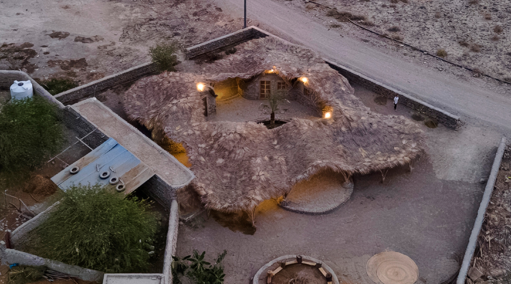 Iran Nedarag Guesthouse 伊朗客棧 NextOffice–Alireza Taghaboni