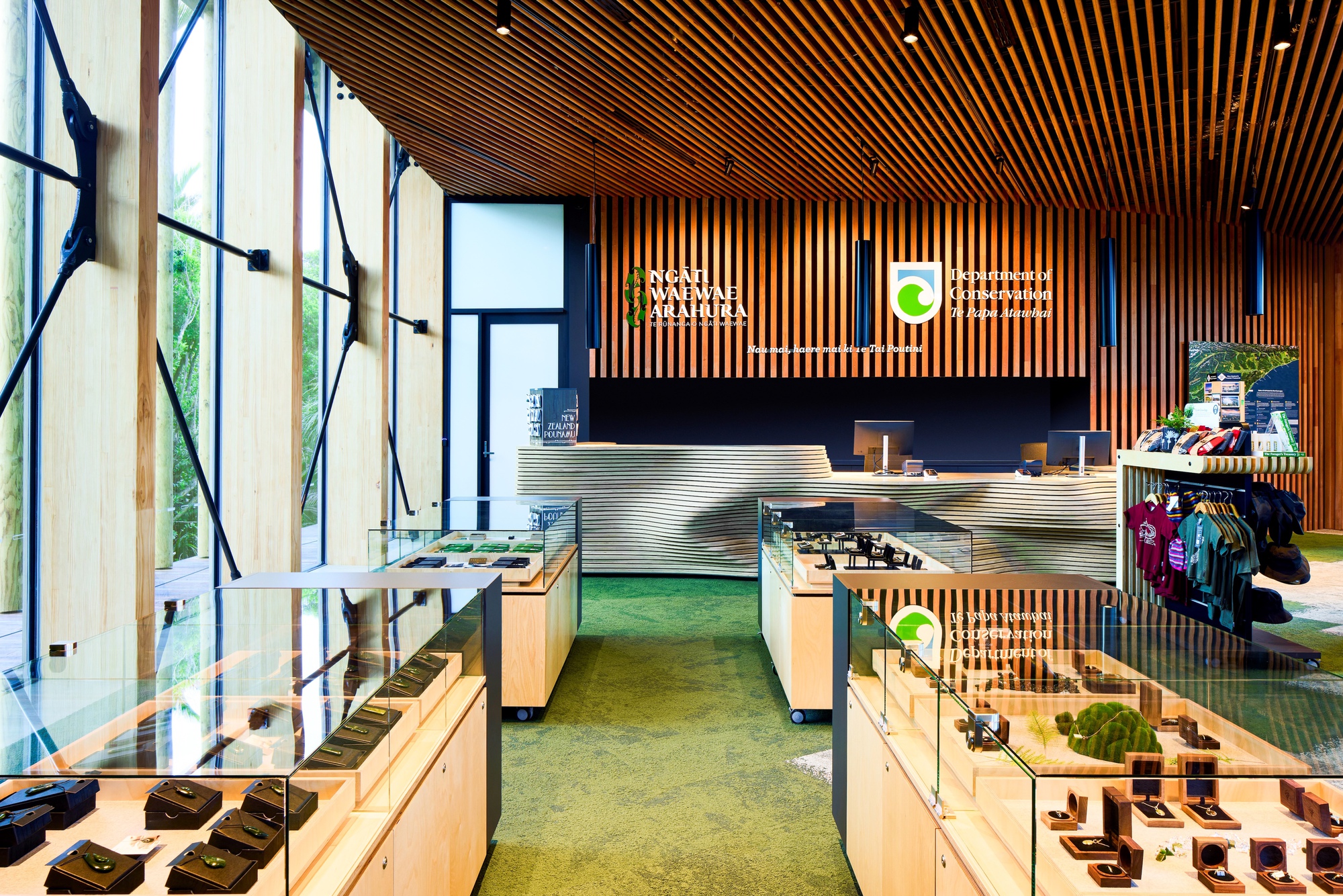 Punangairi Visitor Centre / Sheppard & Rout Architects - Image 1 30