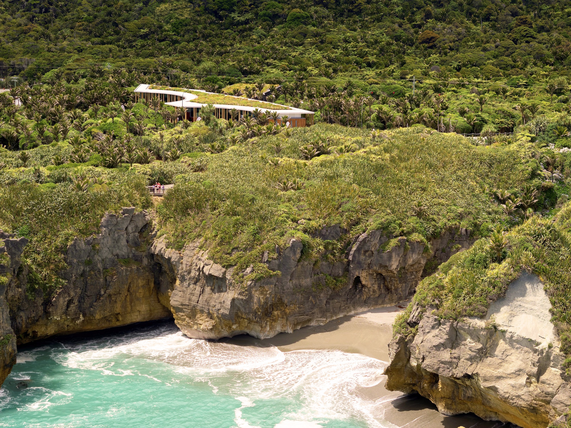 Punangairi Visitor Centre / Sheppard & Rout Architects - Image 2 30