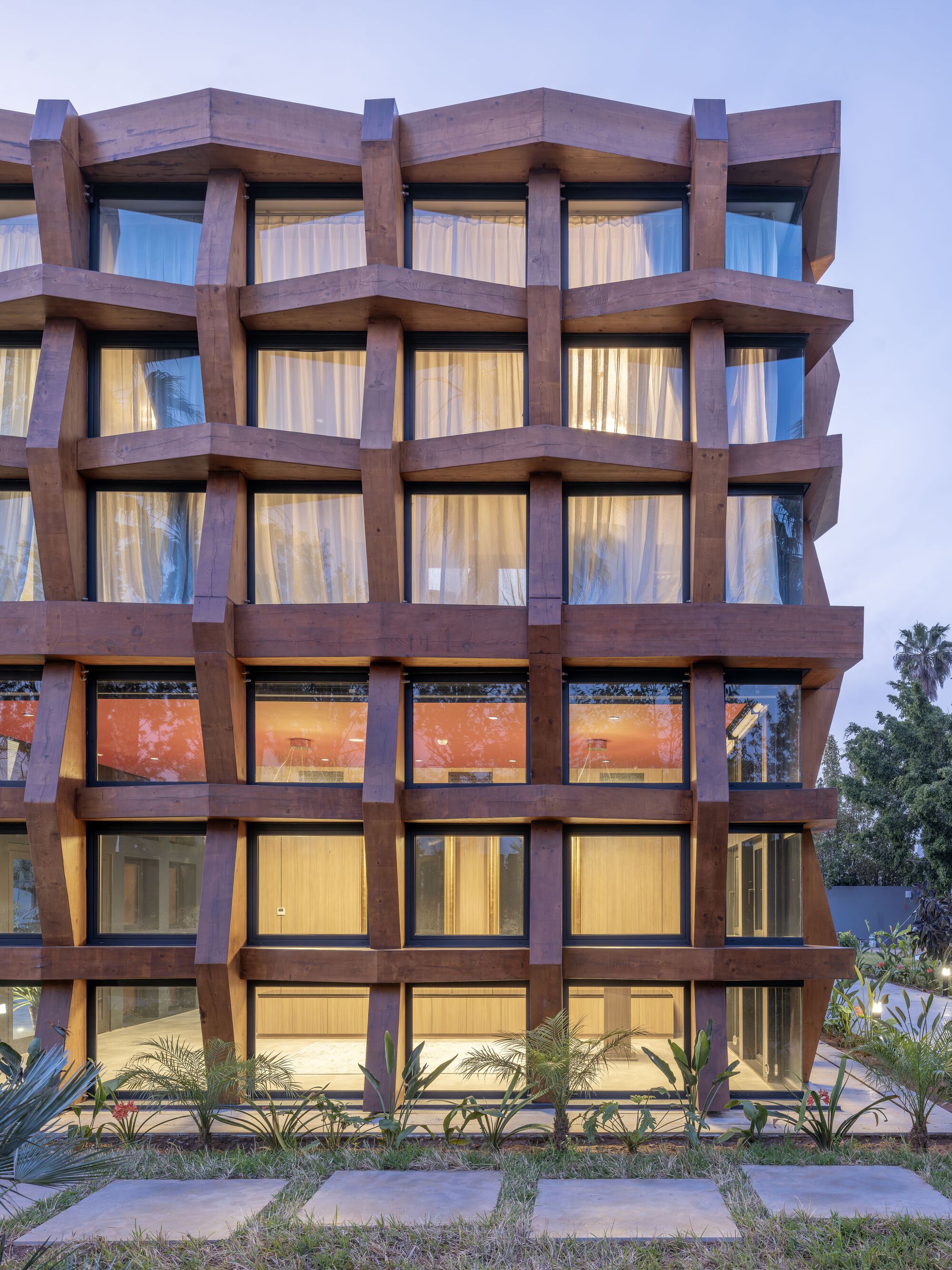 OUALALOU+CHOI Royal Thai Embassy 摩洛哥泰國皇家大使館 