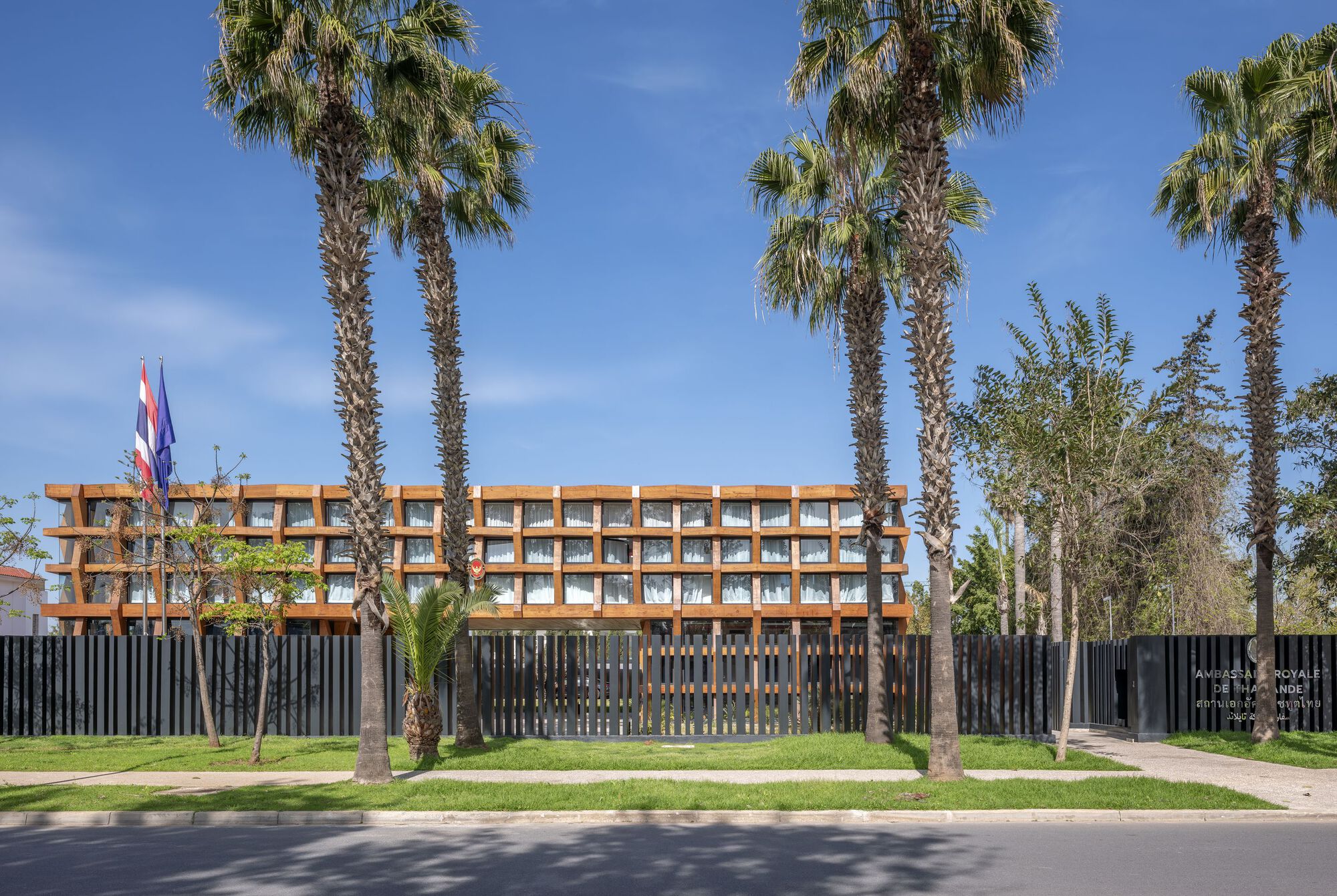 OUALALOU+CHOI Royal Thai Embassy 摩洛哥泰國皇家大使館 