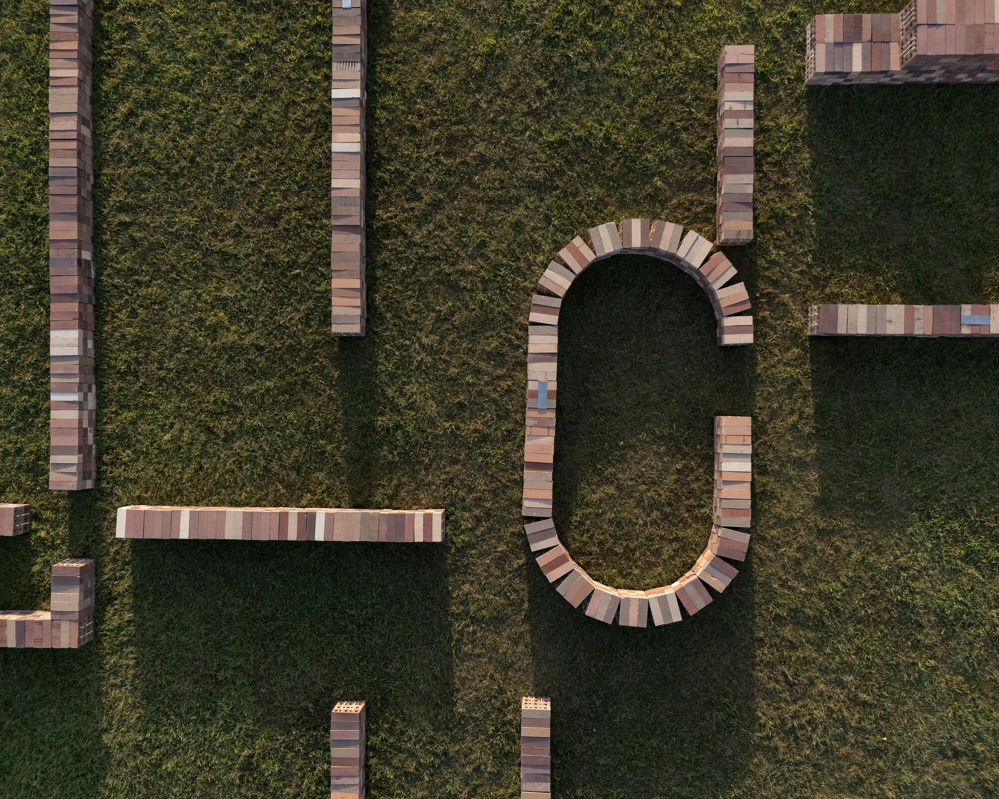 美國建築師 Balsa Crosetto Piazzi 與 Giorgis Ortiz 芝加哥裝置藝術 TRACES