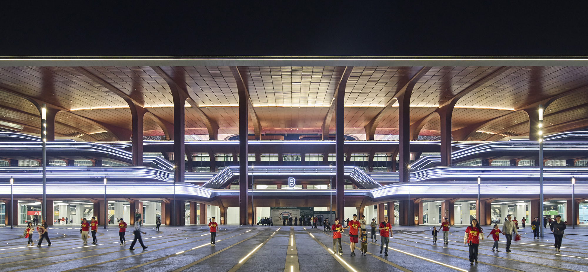 Zaha Hadid Architects 西安國際足球中心