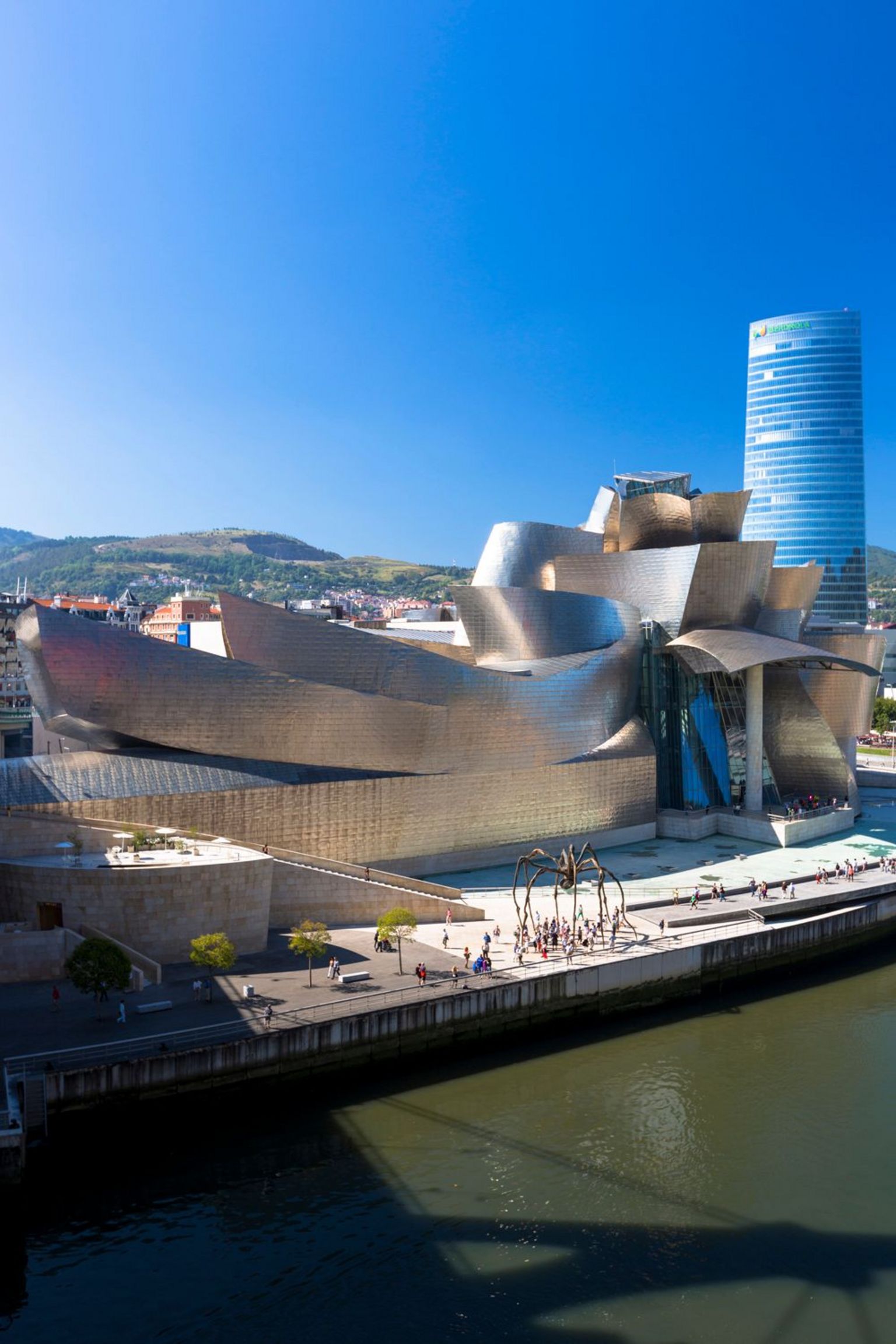 古根漢美術館畢爾包館（Guggenheim Museum Bilbao）