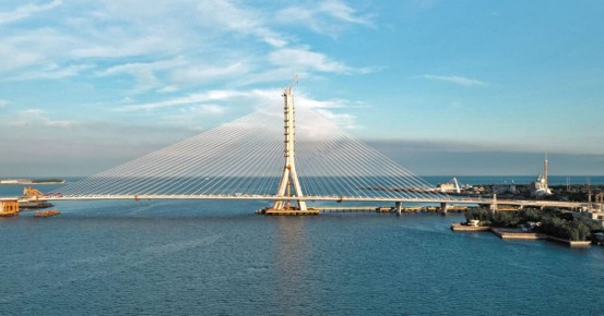 淡江大橋入選CNN全球重要建築，台灣工程與建築美學再受國際矚目。(圖/總統府網站)